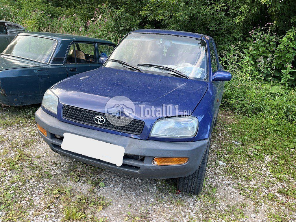 Фото Toyota RAV4 2
