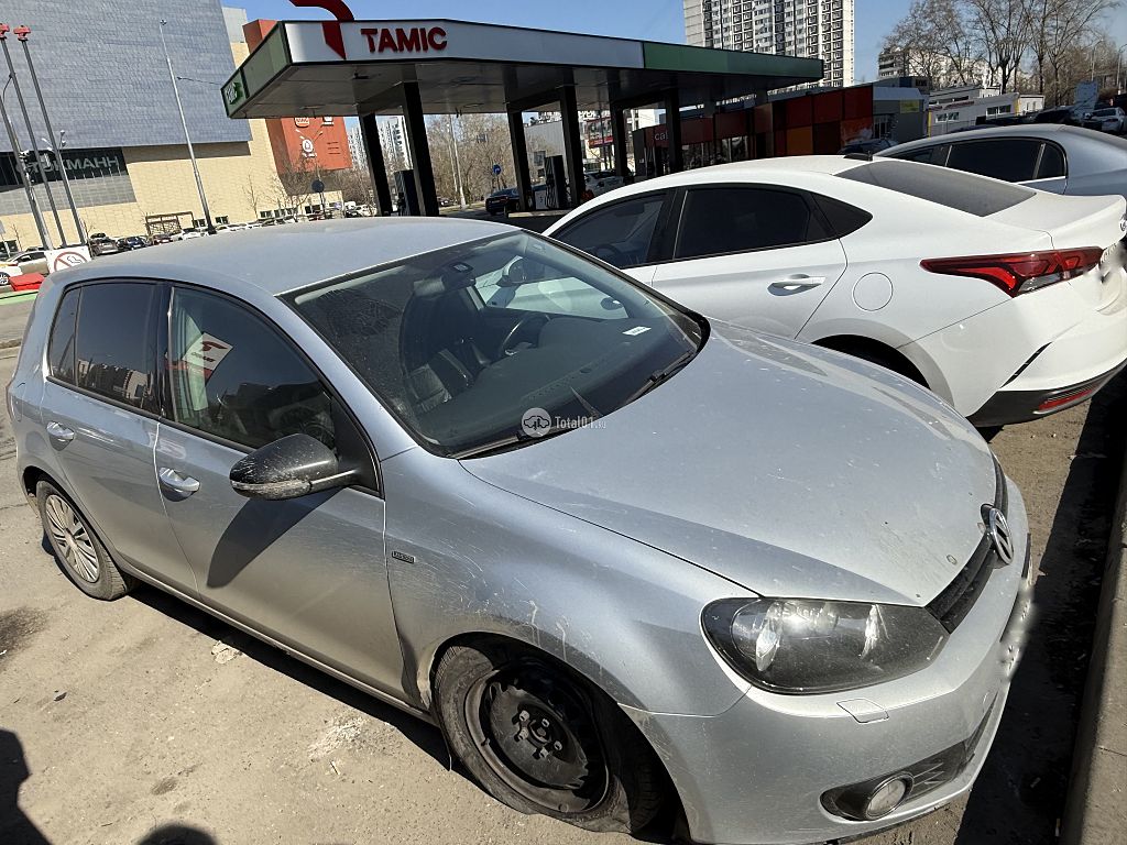 Фото Volkswagen Golf 4