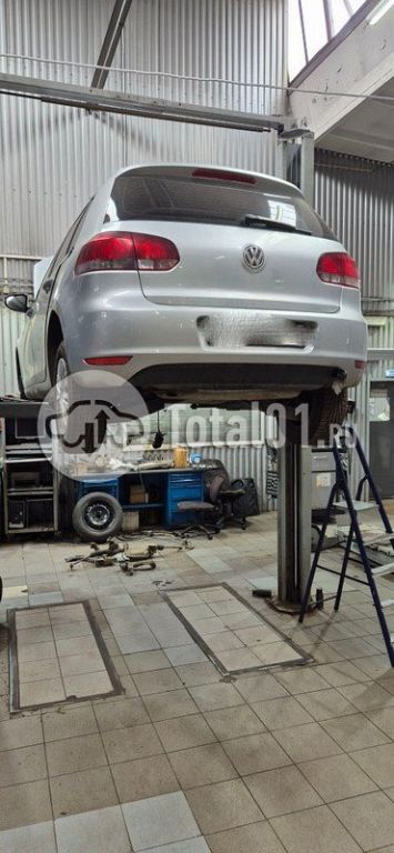 Фото Volkswagen Golf 32