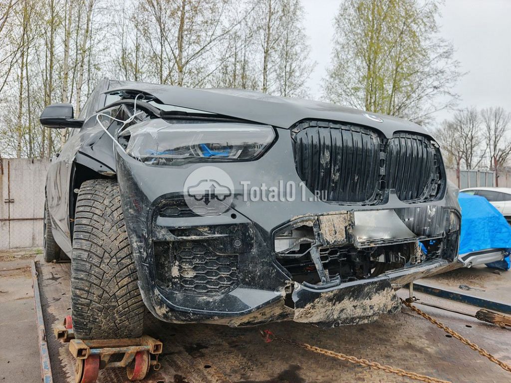 Фото BMW X5 6