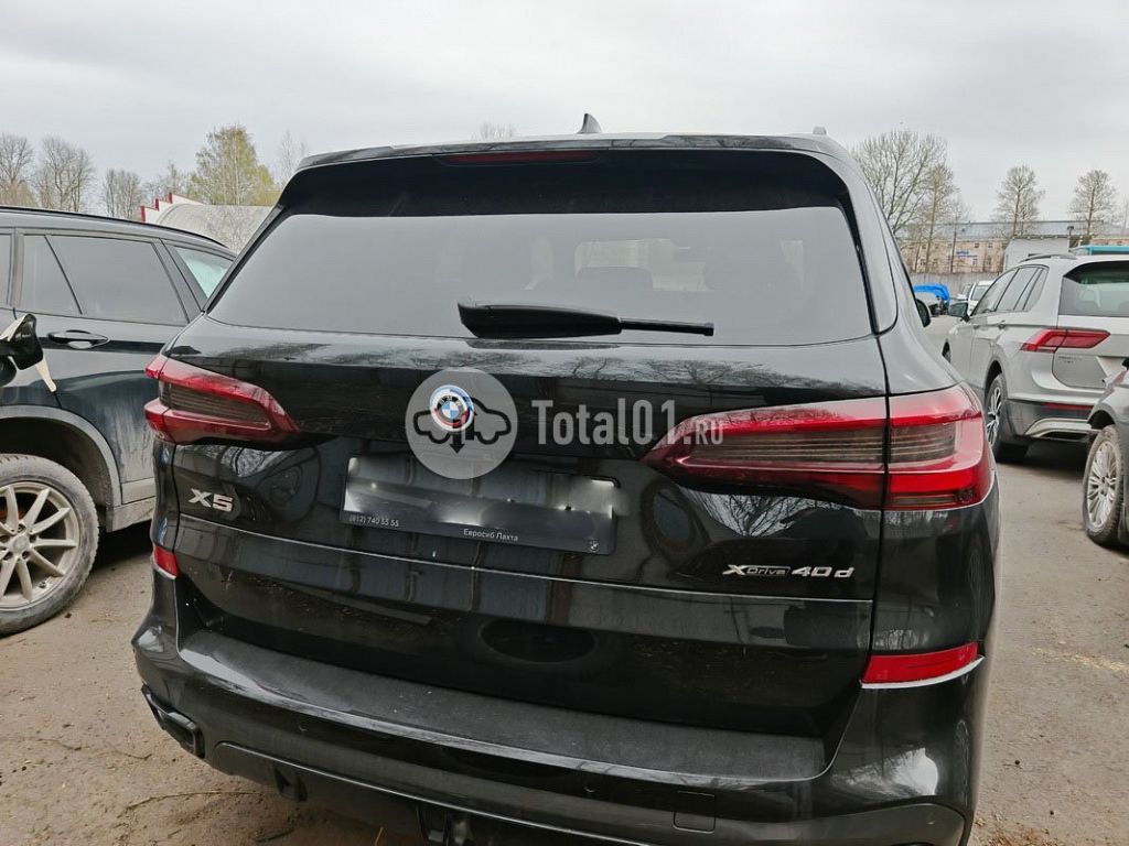 Фото BMW X5 40