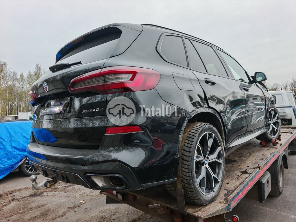 Фото BMW X5 128