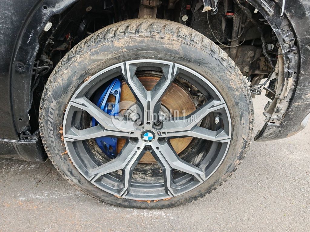 Фото BMW X5 210