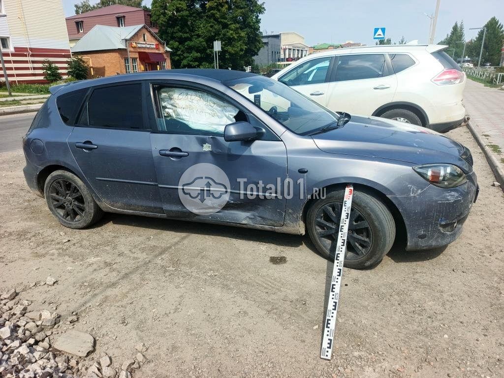 Фото Mazda 3 10