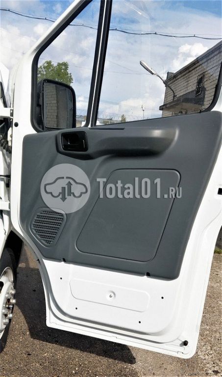 Фото ГАЗ A21R22 4