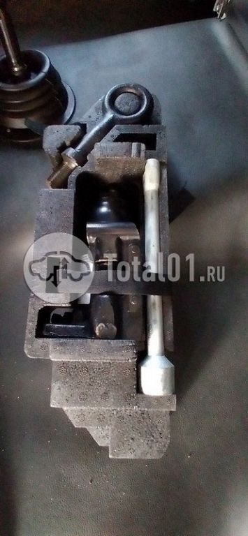 Фото ГАЗ A16R12 100