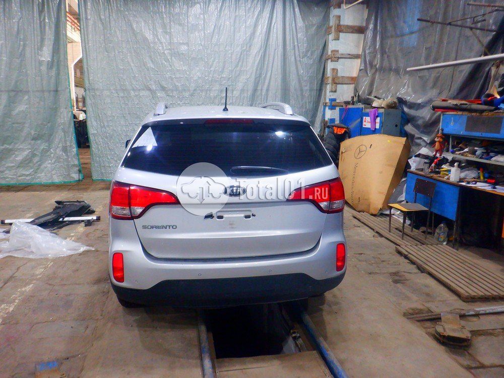 Фото KIA Sorento 12