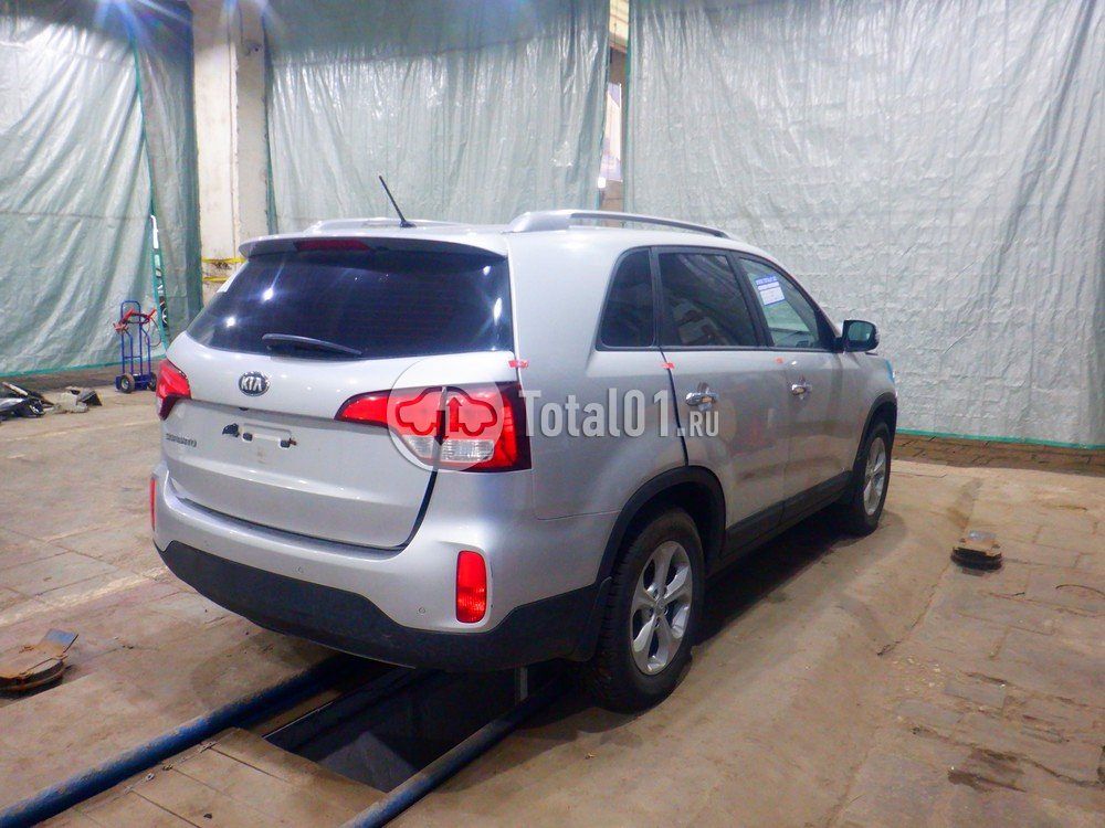 Фото KIA Sorento 14
