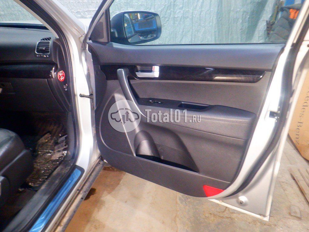 Фото KIA Sorento 20