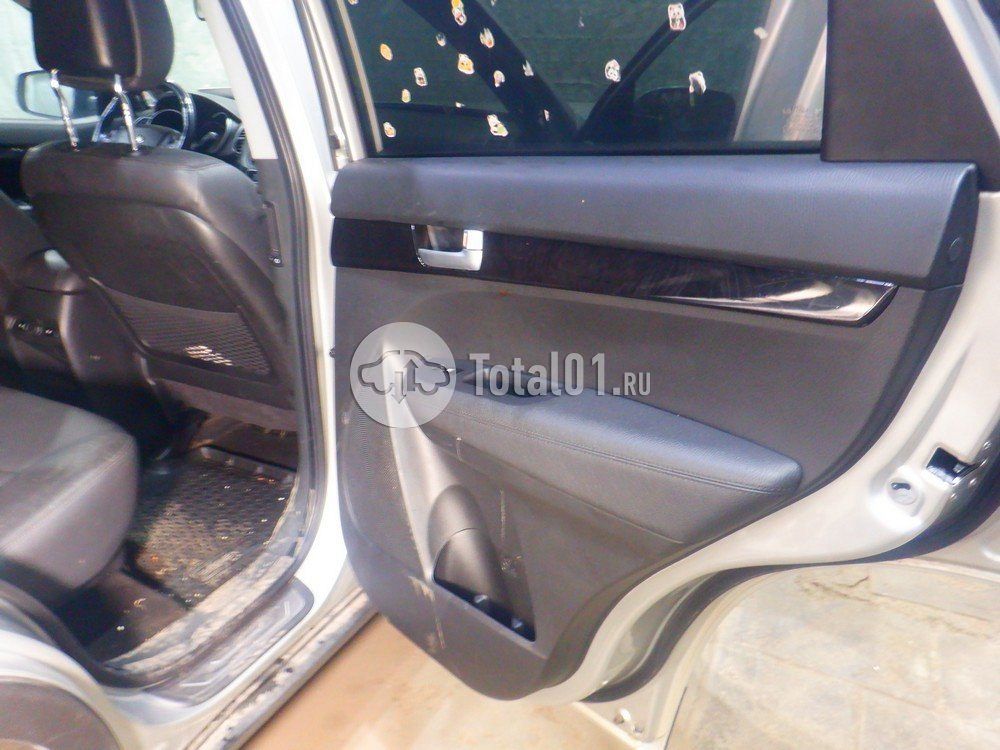 Фото KIA Sorento 52