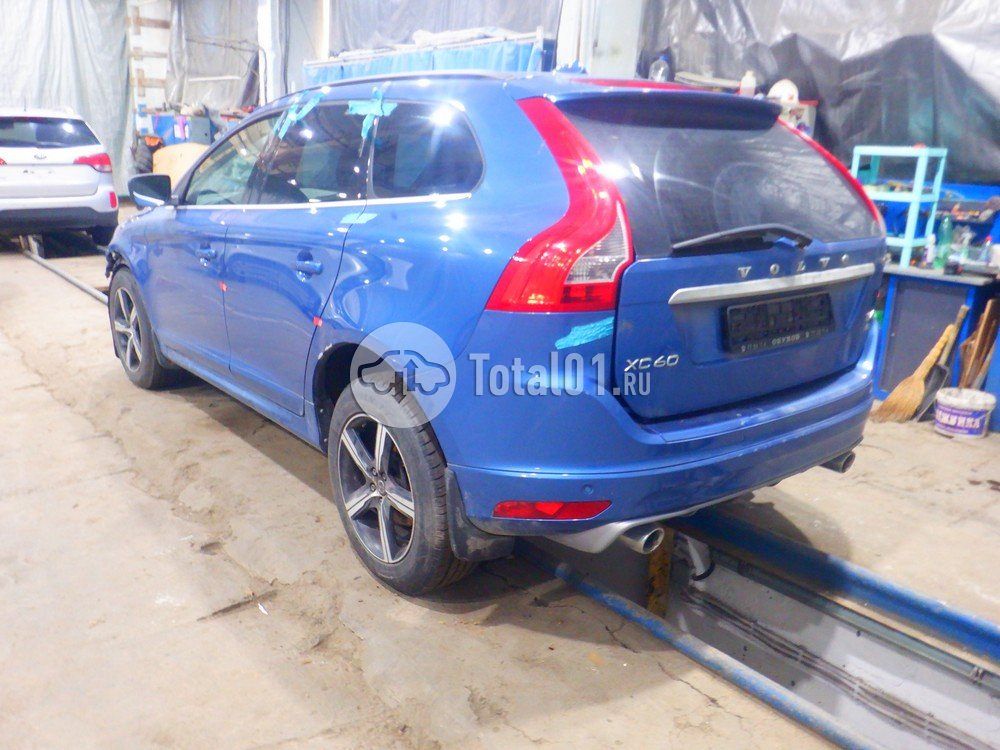 Фото Volvo XC60 10