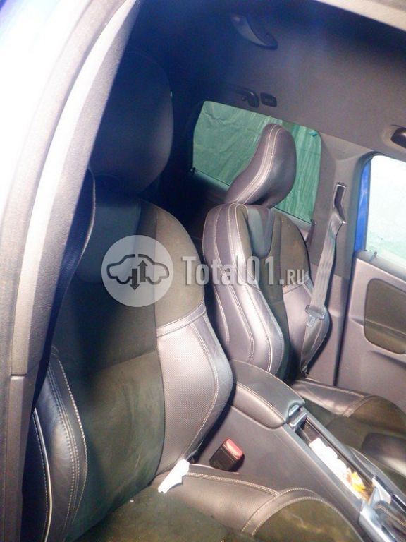 Фото Volvo XC60 30