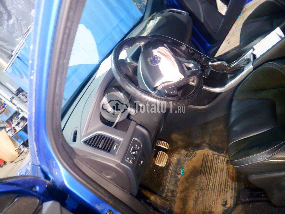 Фото Volvo XC60 102
