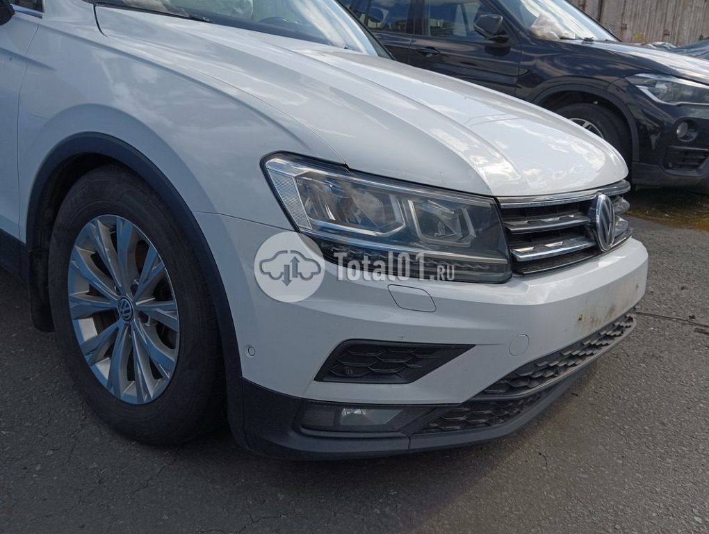Фото Volkswagen Tiguan 32