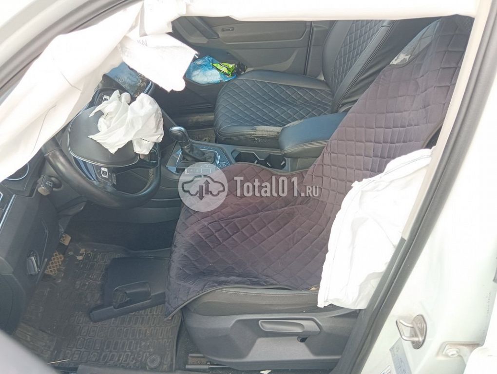Фото Volkswagen Tiguan 102