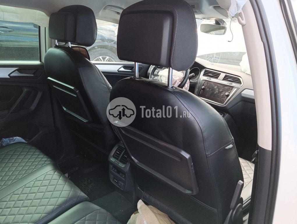 Фото Volkswagen Tiguan 162