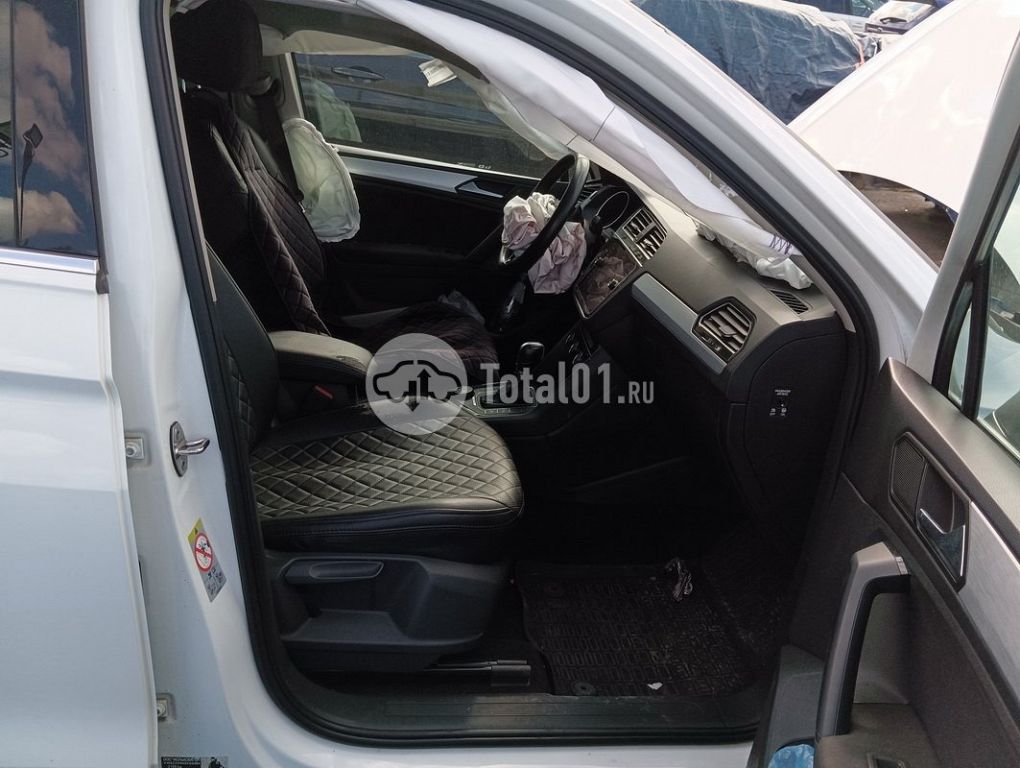 Фото Volkswagen Tiguan 170