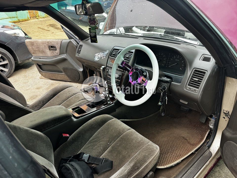 Фото Nissan Laurel 14