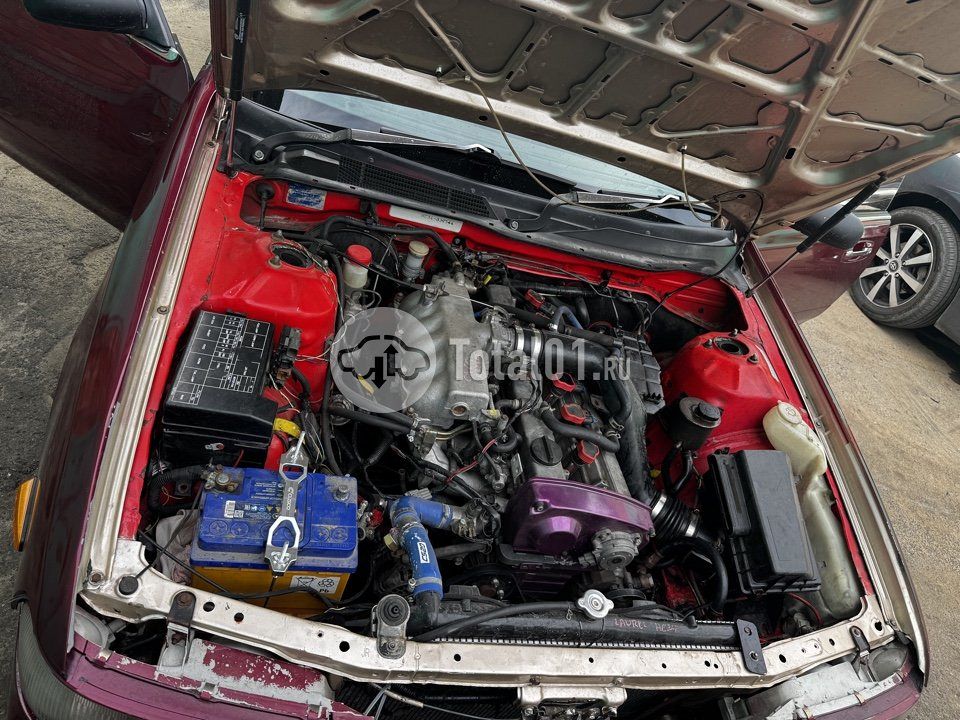 Фото Nissan Laurel 24