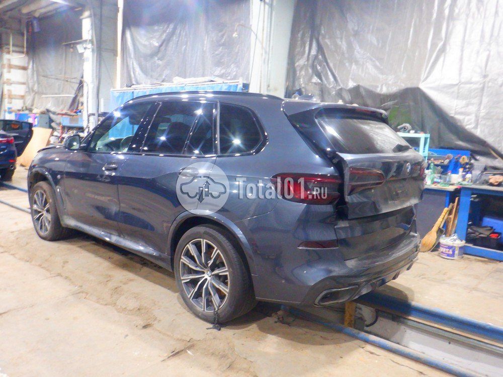 Фото BMW X5 10