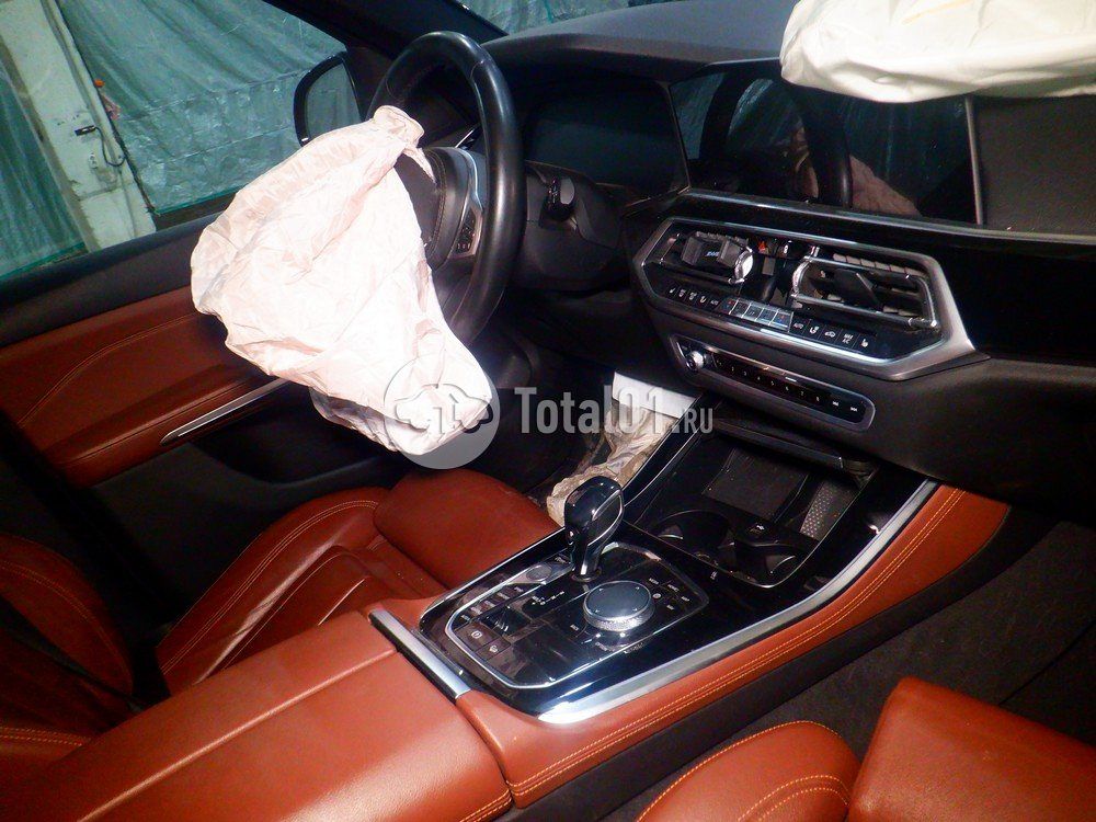 Фото BMW X5 40