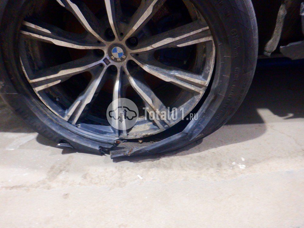 Фото BMW X5 180