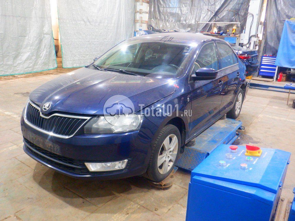 Фото Skoda Rapid 14