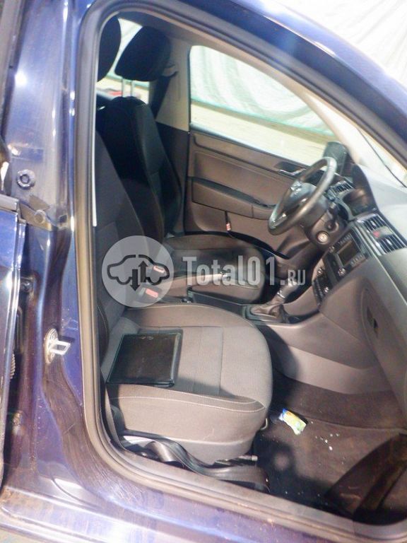 Фото Skoda Rapid 26