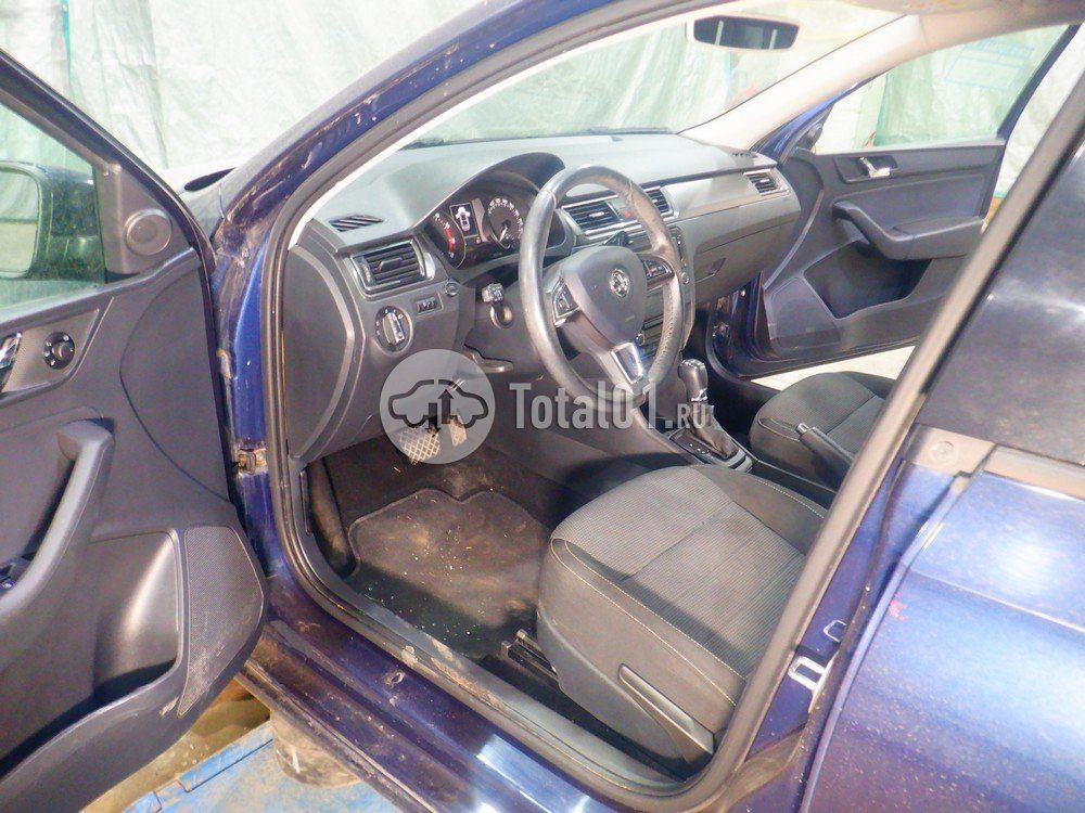 Фото Skoda Rapid 56
