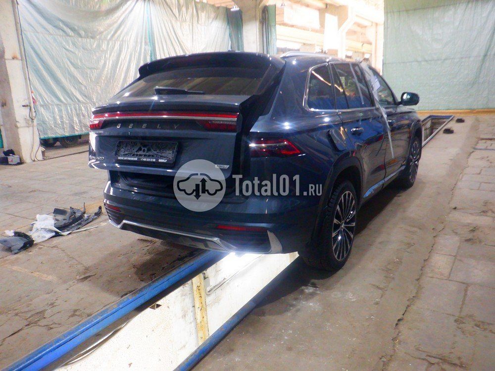 Фото Geely Monjaro 12