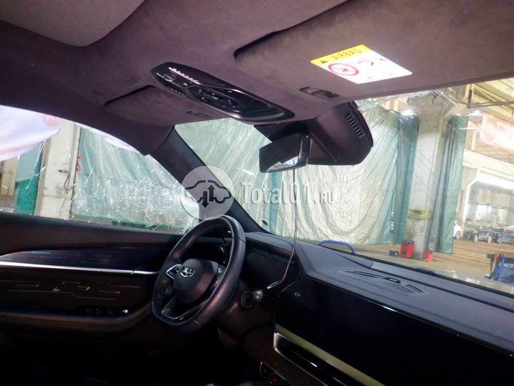Фото Geely Monjaro 38
