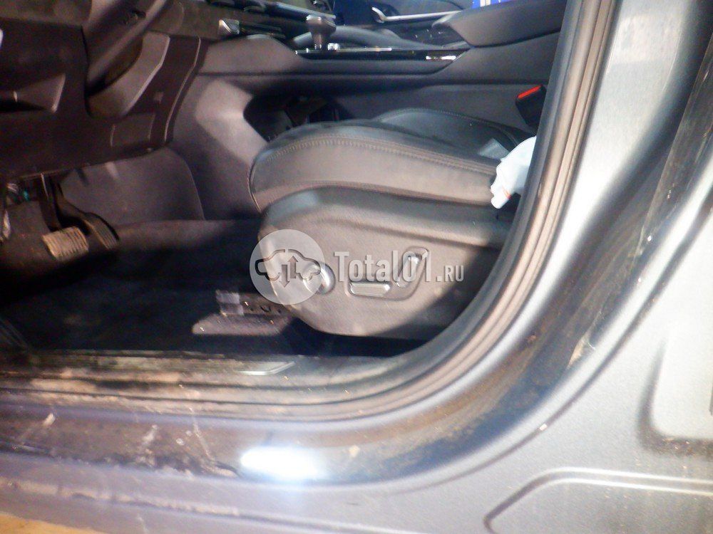 Фото Geely Monjaro 90