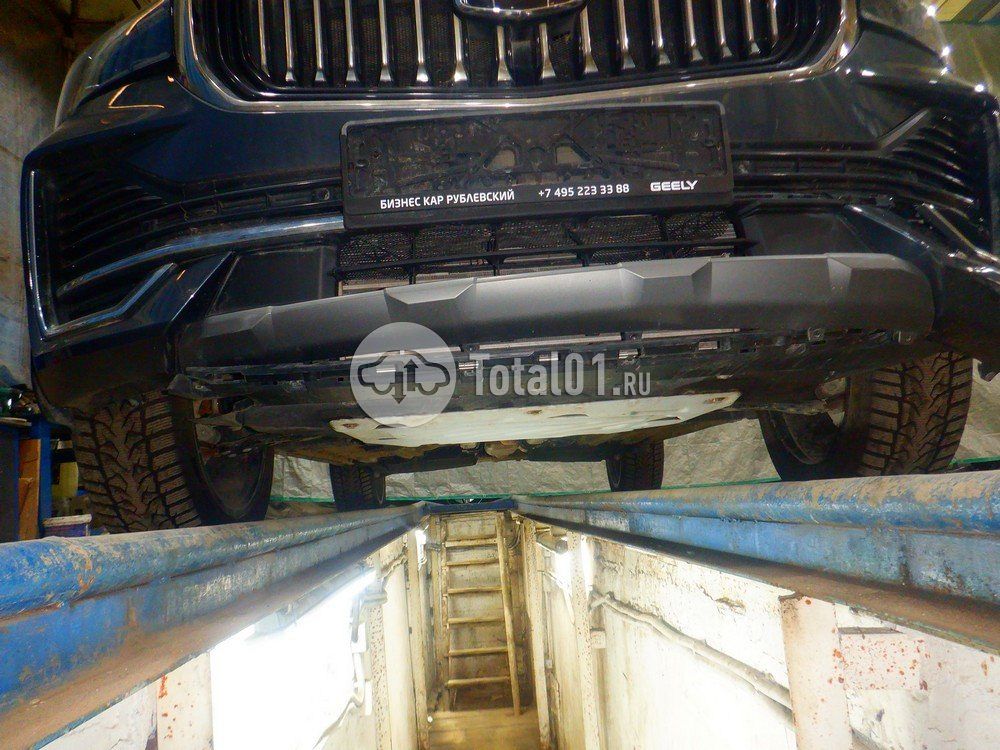 Фото Geely Monjaro 300