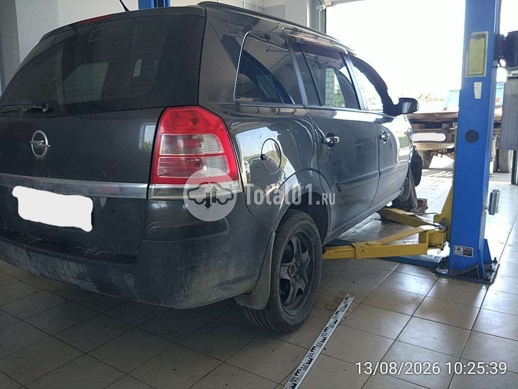 Фото Opel Zafira 2