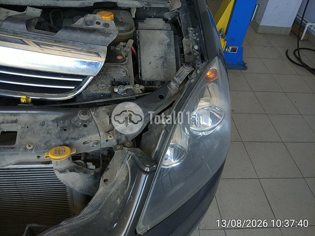 Фото Opel Zafira 18