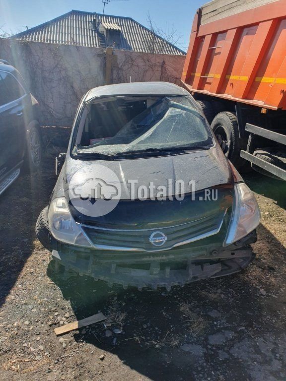 Фото Nissan Tiida 4