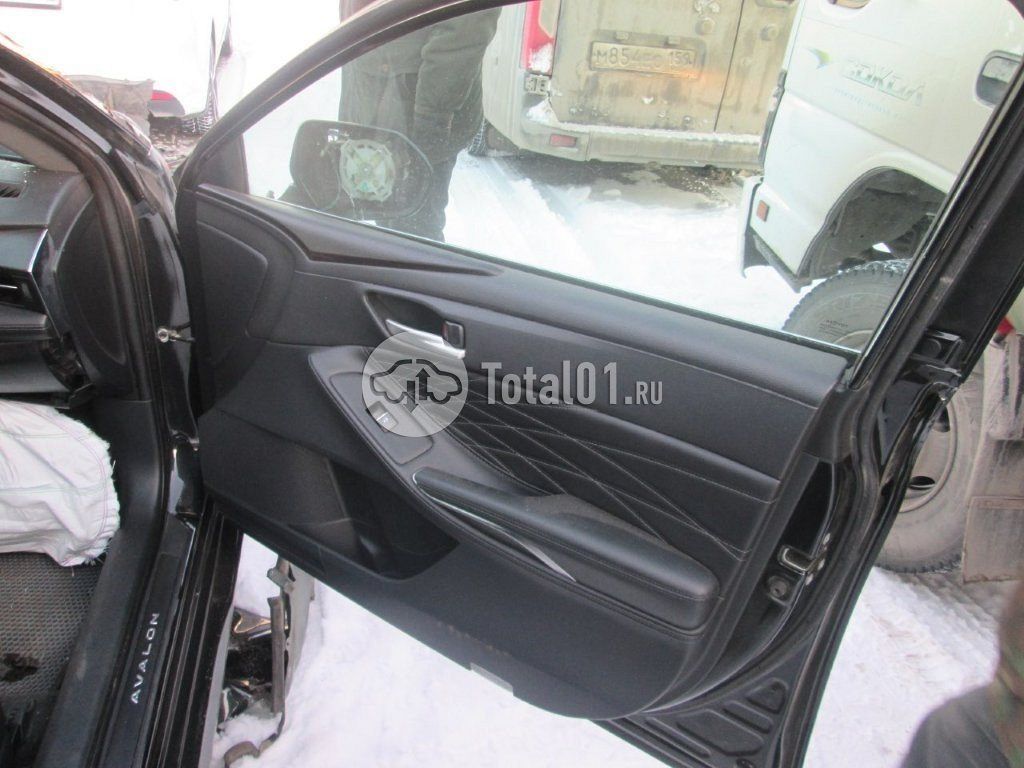 Фото Toyota Avalon 50