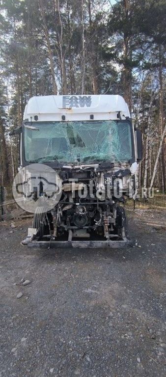Фото FAW J7 4