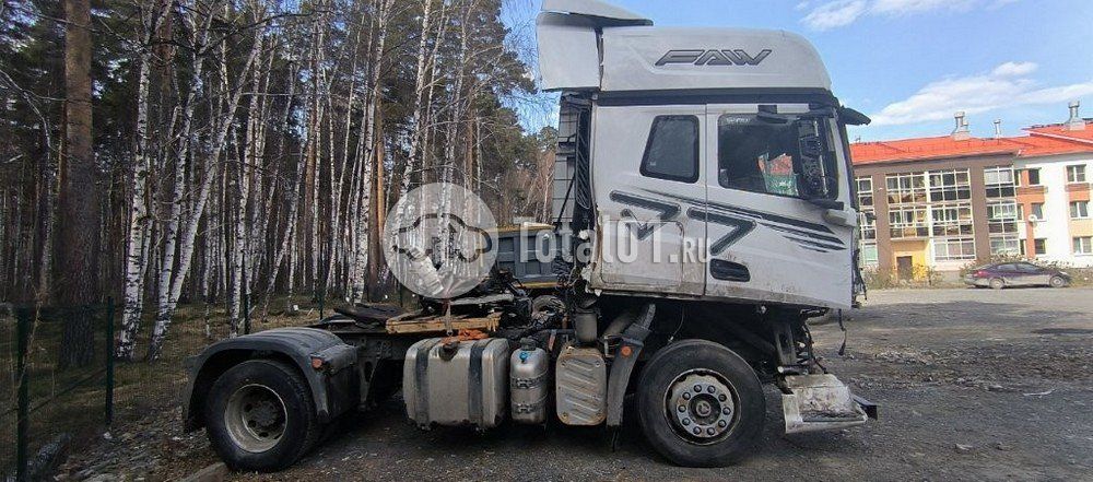 Фото FAW J7 8