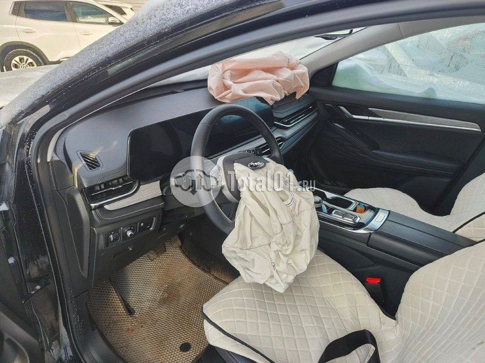 Фото JAC JS6 12