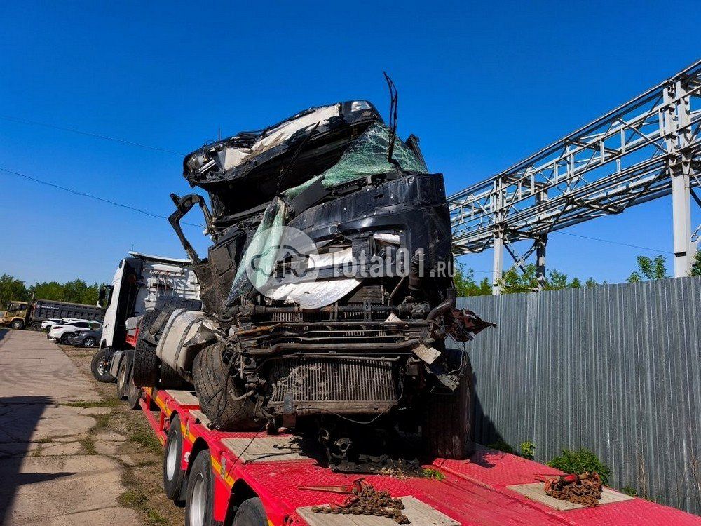 Фото Volvo FH-TRUCK 6x4 10