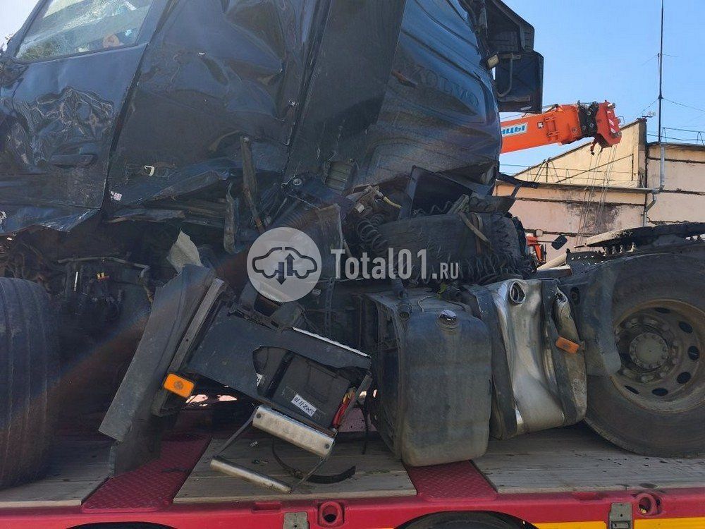 Фото Volvo FH-TRUCK 6x4 32