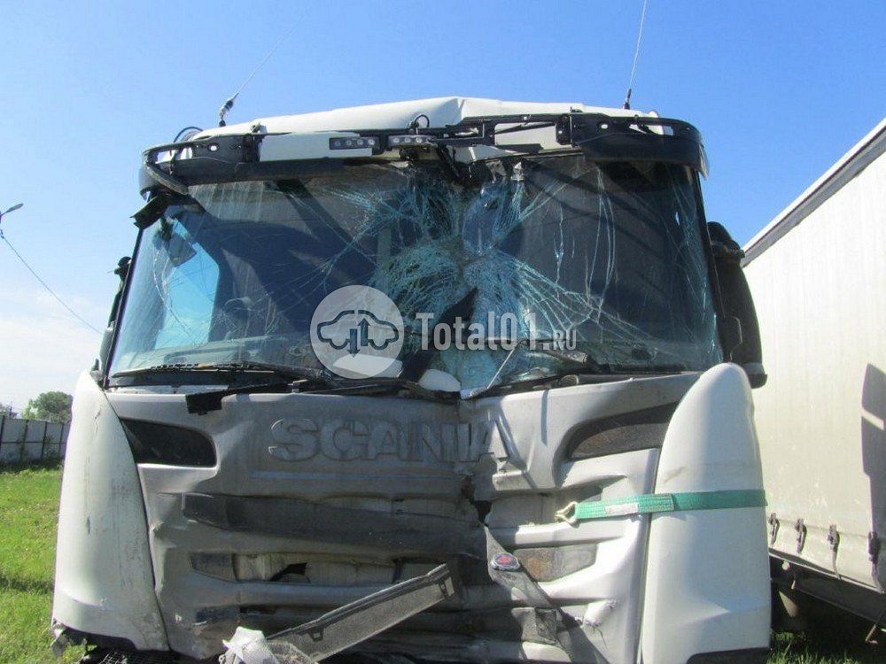 Фото Scania R-Series 18