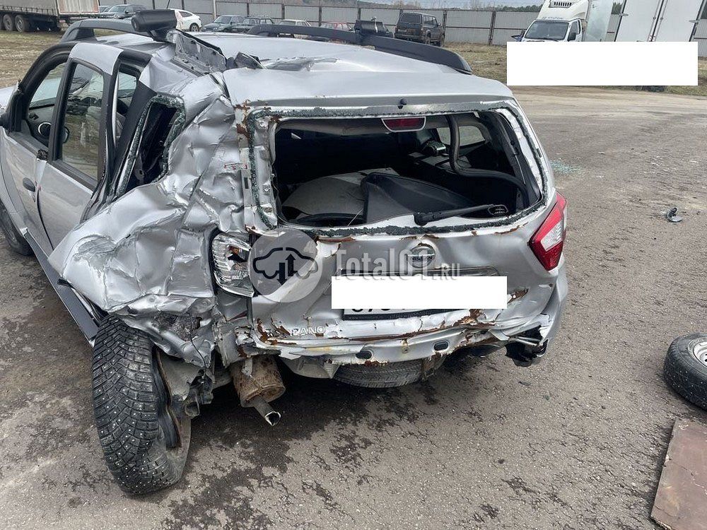 Фото Nissan Terrano 16