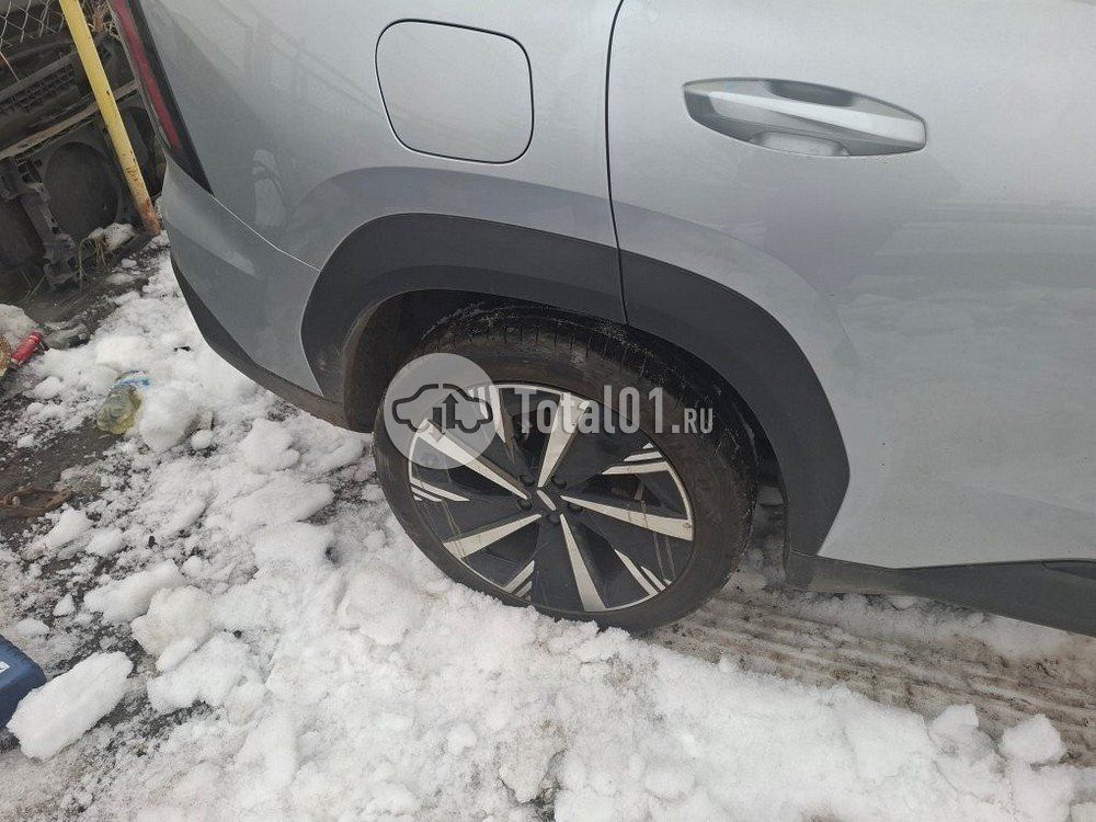Фото Geely Atlas 38