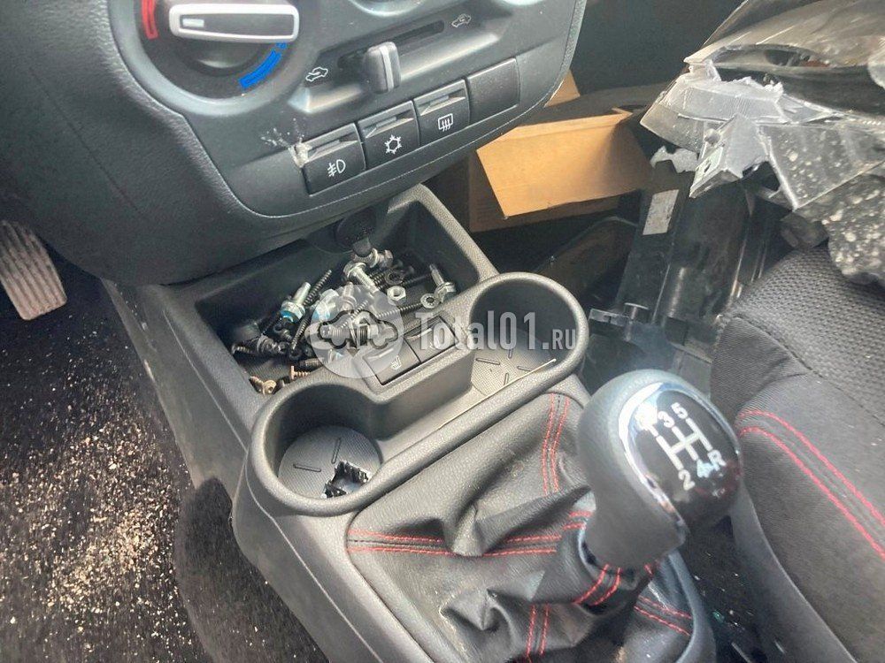 Фото ВАЗ (LADA) Granta 240