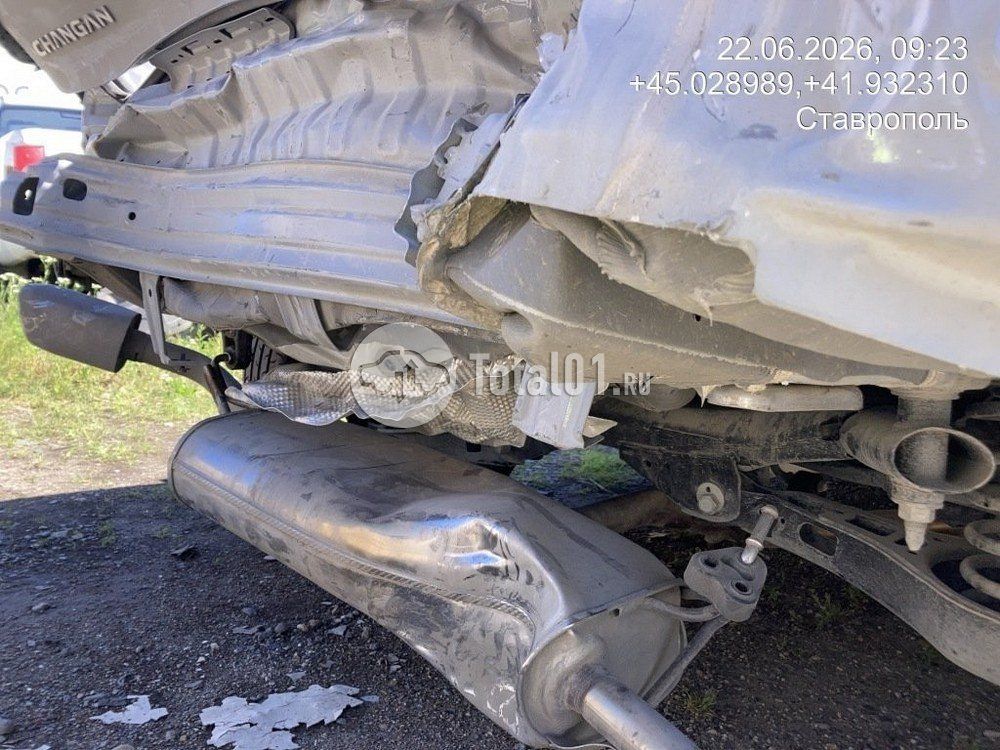 Фото Changan UNI-V 38