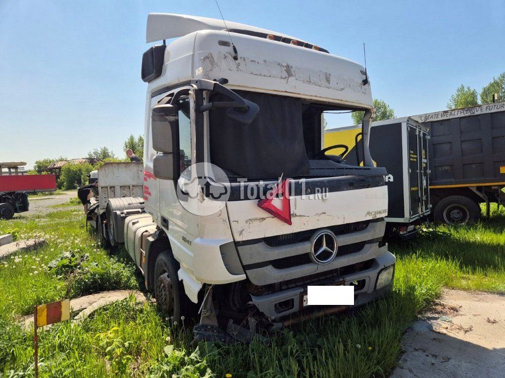 Фото Mercedes-Benz Actros 24