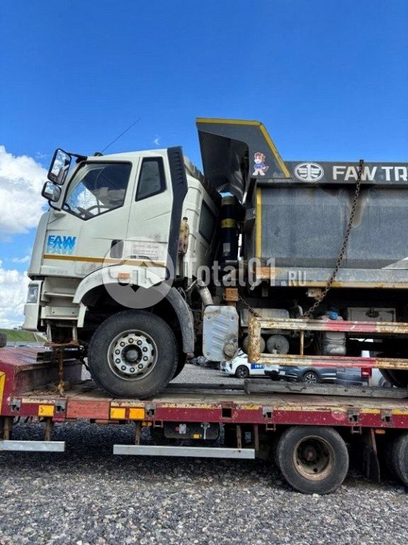 Фото FAW J6 12
