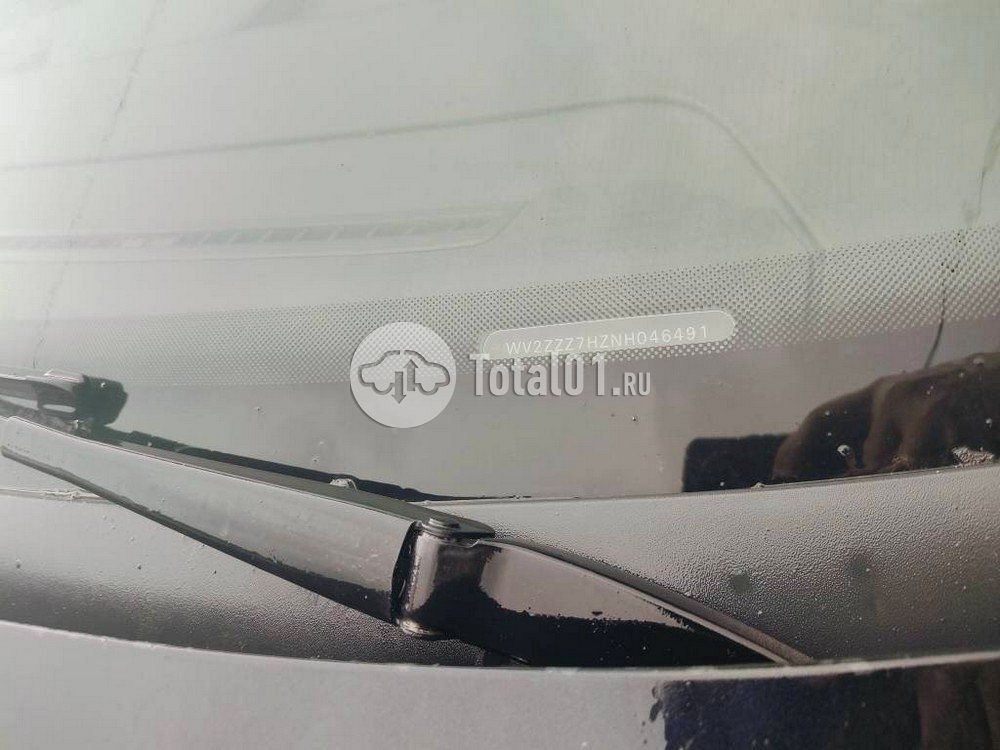 Фото Volkswagen Caravelle 16